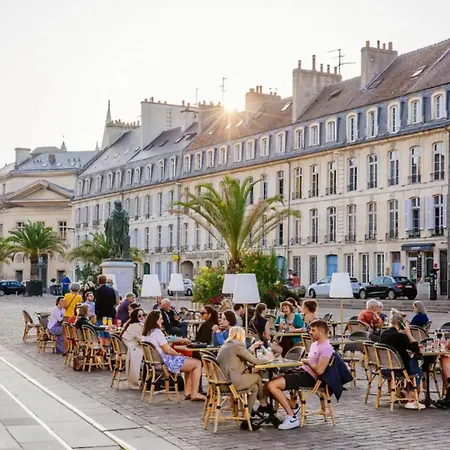 Le Port Enchante - Parking - Terrasse Caen